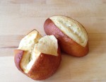 laugenrolls-laugenbroetchen